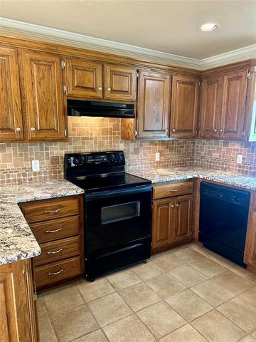 1120 SW 128th Street, Oklahoma City, OK 73170