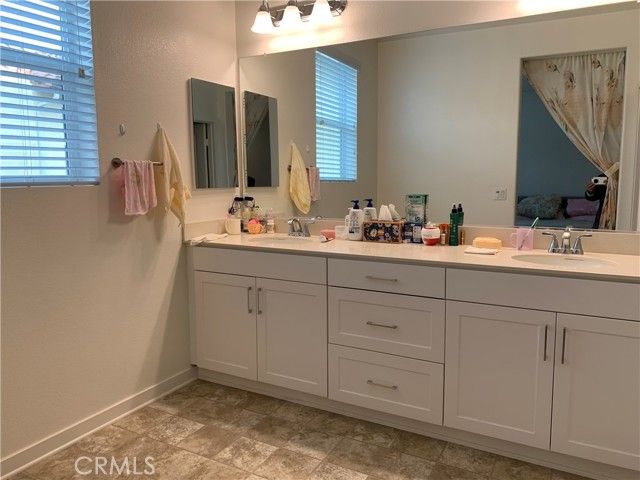 908 Werly Dr, Pomona, CA 91768