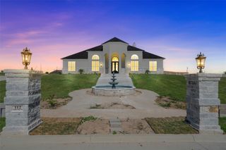 112 Yellow Rose Street, Lorena, TX 76655