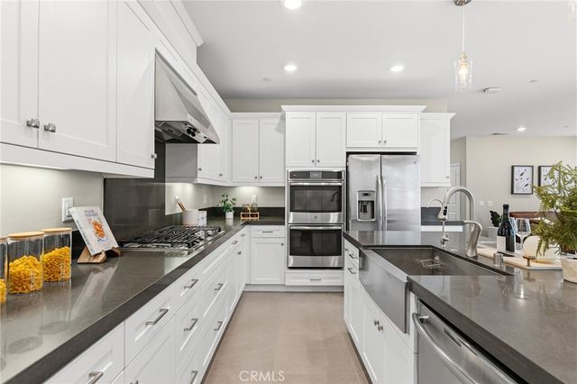 41 Savannah Court, Pomona, CA 91766