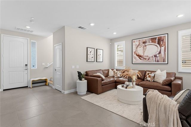 41 Savannah Court, Pomona, CA 91766