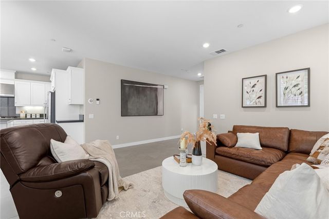 41 Savannah Court, Pomona, CA 91766