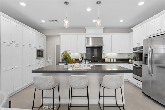 41 Savannah Court, Pomona, CA 91766