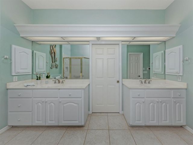 685 MISTY PINE DRIVE, Venice, FL 34292
