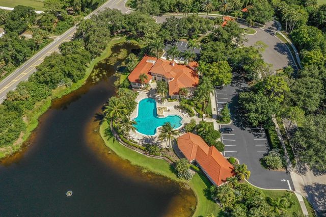 685 MISTY PINE DRIVE, Venice, FL 34292