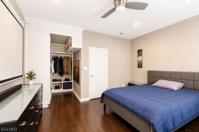 725 Chestnut St, Roselle Park Boro, NJ 07204