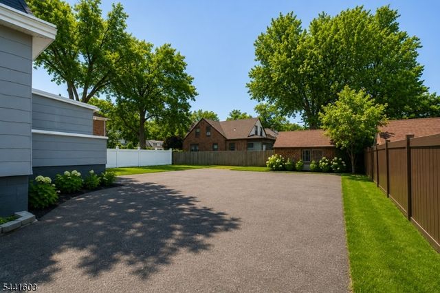 725 Chestnut St, Roselle Park Boro, NJ 07204