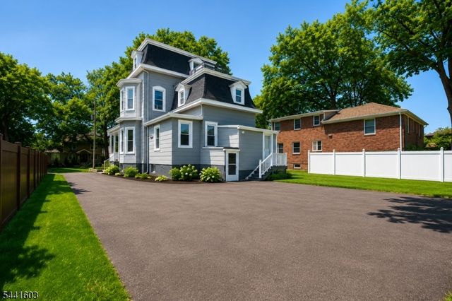 725 Chestnut St, Roselle Park Boro, NJ 07204
