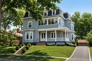 725 Chestnut St, Roselle Park Boro, NJ 07204