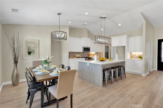 18525 Seaforth, Hesperia, CA 92345