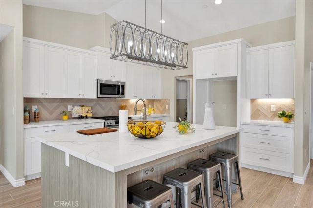 18525 Seaforth, Hesperia, CA 92345