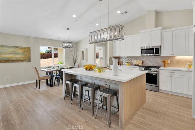 18525 Seaforth, Hesperia, CA 92345