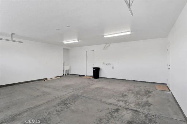 18525 Seaforth, Hesperia, CA 92345