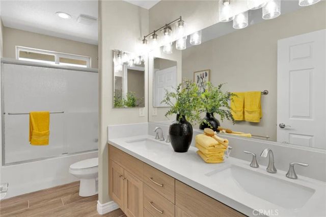 18525 Seaforth, Hesperia, CA 92345