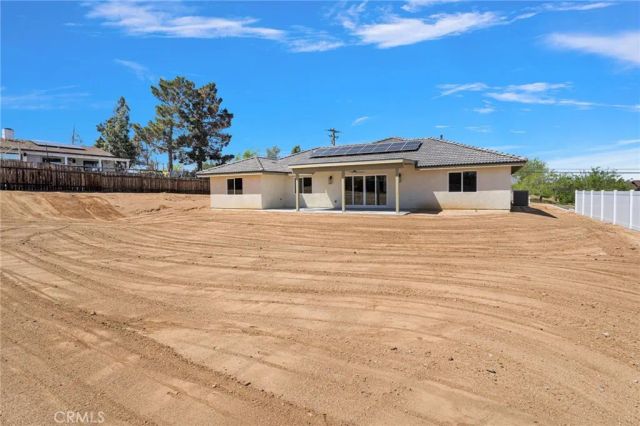 18525 Seaforth, Hesperia, CA 92345