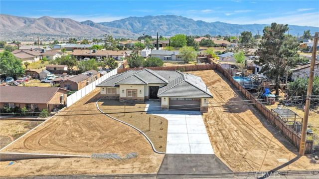 18525 Seaforth, Hesperia, CA 92345