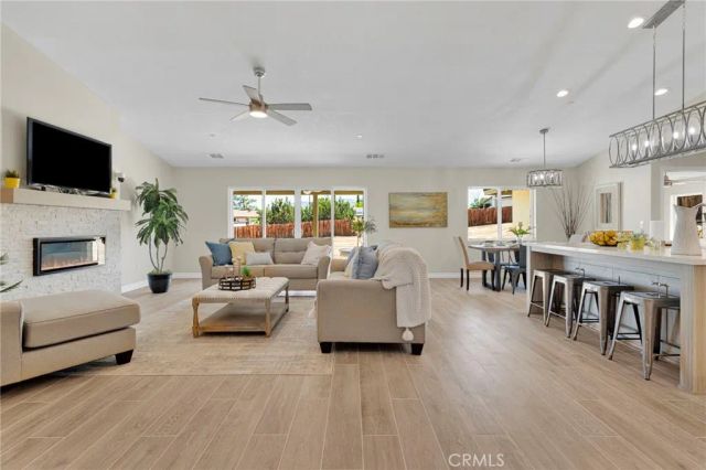 18525 Seaforth, Hesperia, CA 92345