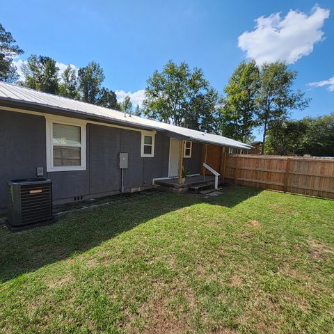 315 E Clark Street, Pinewood, SC 29125