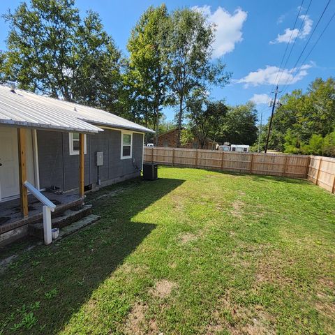 315 E Clark Street, Pinewood, SC 29125