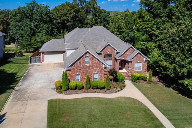 136 Manitou Drive, Maumelle, AR 72113