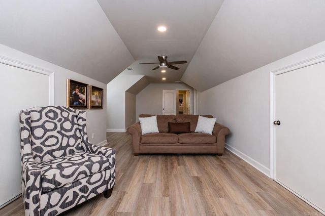 136 Manitou Drive, Maumelle, AR 72113
