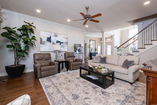 136 Manitou Drive, Maumelle, AR 72113