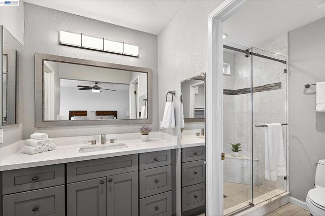 18596 W Cavendish Dr, Castro Valley, CA 94552