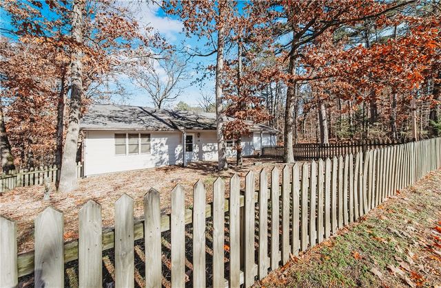 16 Tiverton Lane, Bella Vista, AR 72715