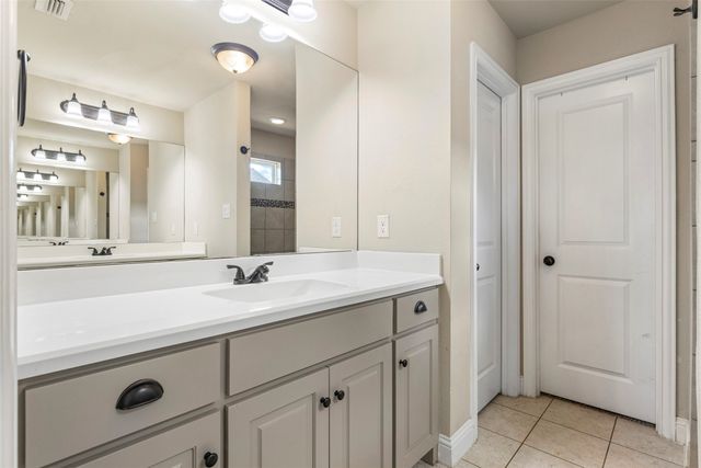 4012 Kensington Drive, Sanger, TX 76266