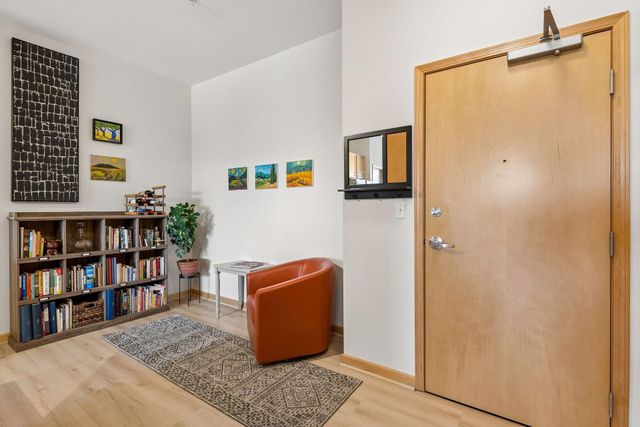 3707 Grand Way 102, Saint Louis Park, MN 55416