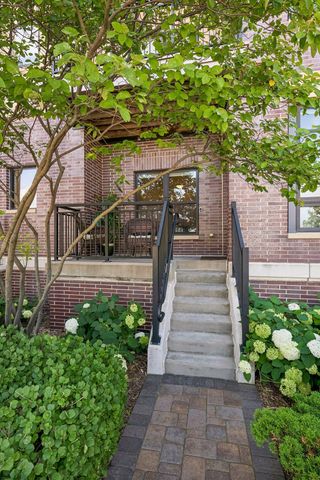 3707 Grand Way 102, Saint Louis Park, MN 55416