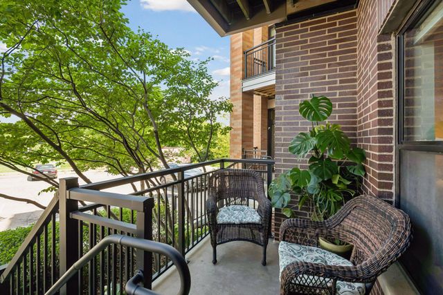 3707 Grand Way 102, Saint Louis Park, MN 55416