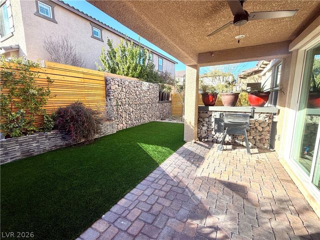 8067 Tank Loop Street, Las Vegas, NV 89166