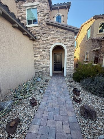 8067 Tank Loop Street, Las Vegas, NV 89166