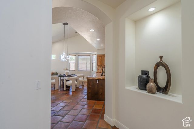 1007 N MOUNTAINSIDE AVE, Washington, UT 84780