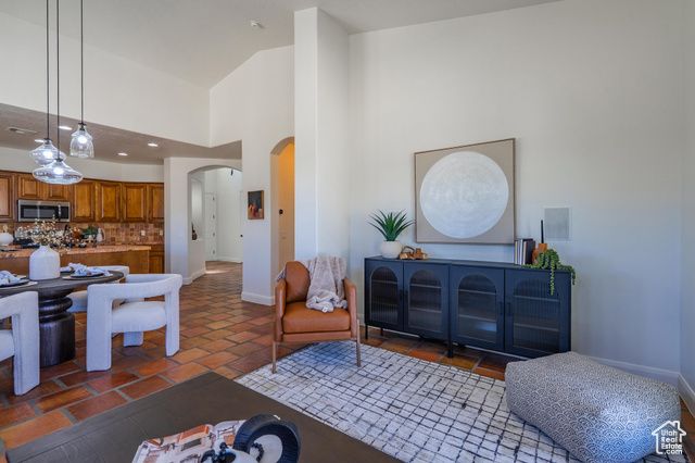 1007 N MOUNTAINSIDE AVE, Washington, UT 84780