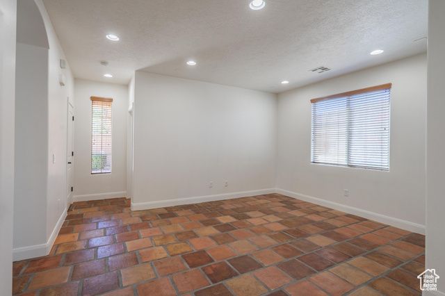 1007 N MOUNTAINSIDE AVE, Washington, UT 84780