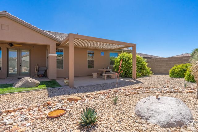 1007 N MOUNTAINSIDE AVE, Washington, UT 84780