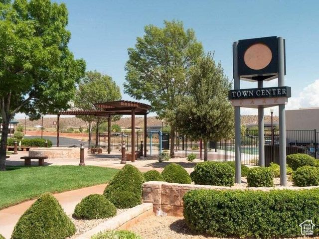 1007 N MOUNTAINSIDE AVE, Washington, UT 84780