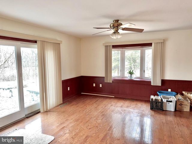 7 JEFFREY RD, Reading, PA 19601