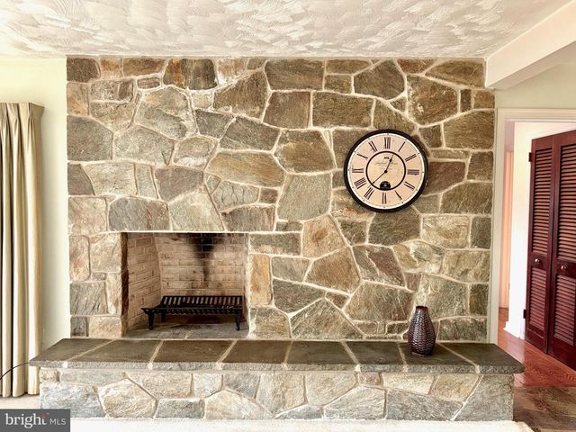 7 JEFFREY RD, Reading, PA 19601