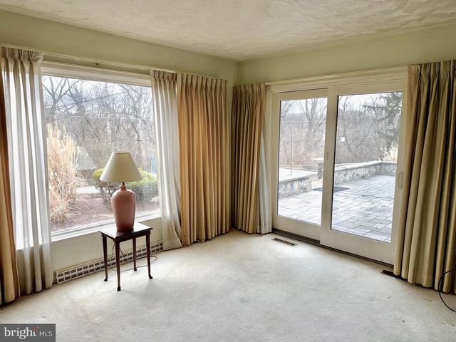 7 JEFFREY RD, Reading, PA 19601