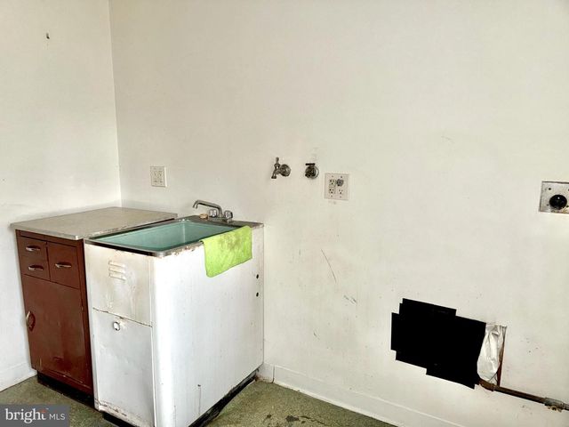 7 JEFFREY RD, Reading, PA 19601