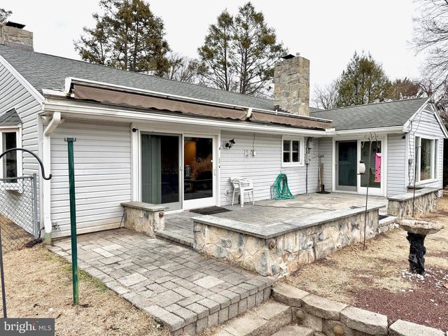 7 JEFFREY RD, Reading, PA 19601