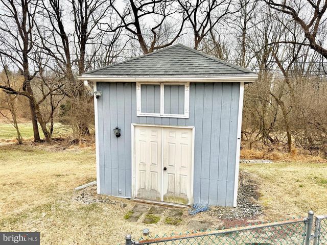 7 JEFFREY RD, Reading, PA 19601