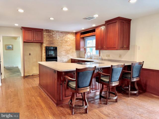 7 JEFFREY RD, Reading, PA 19601