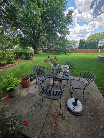 4531 Opal Drive 1, Hoffman Estates, IL 60192