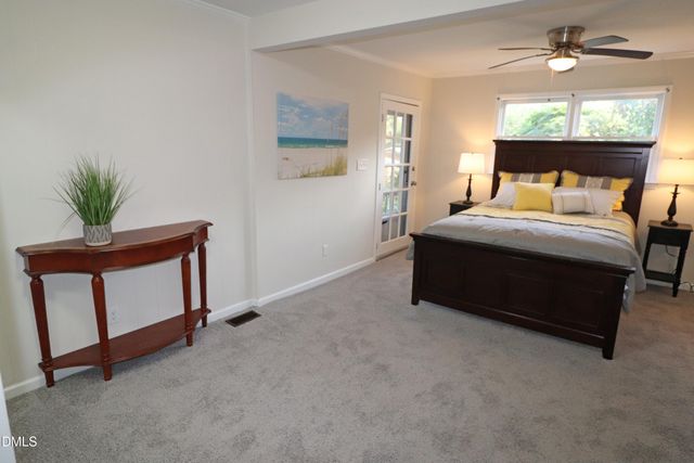 1004 Seabrook Road, Raleigh, NC 27610