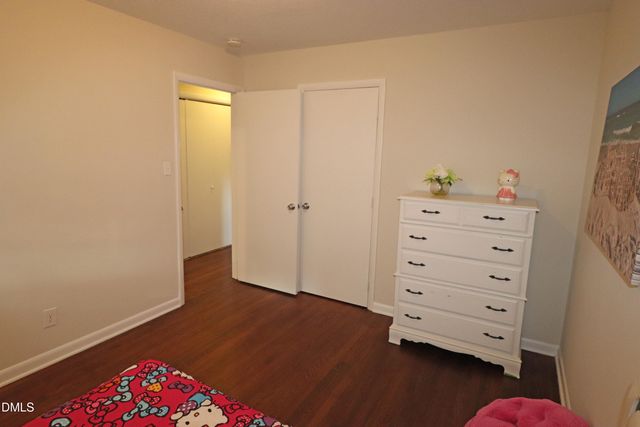1004 Seabrook Road, Raleigh, NC 27610