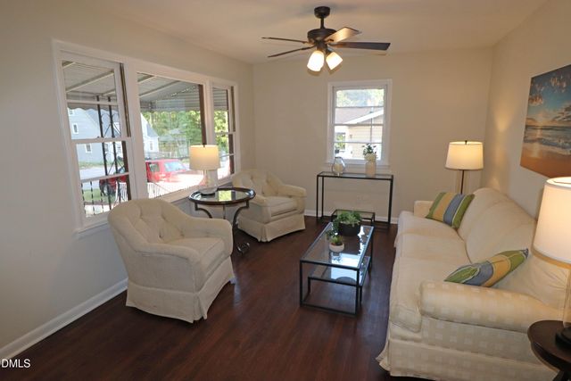 1004 Seabrook Road, Raleigh, NC 27610